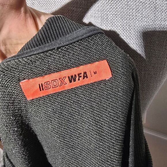 WHITE FOX X SARAH'S DAY camo Sweatshirt - Picture 5 of 5